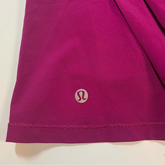 Size 6 Lululemon deep fuschia circuit breaker active skirt - Picture 13 of 16